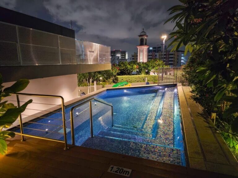 Mattar Residences swimming pool 2